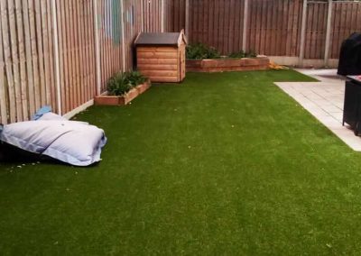 Natural looking artificial grass
