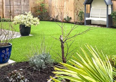 Natural looking artificial grass
