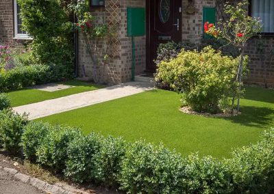 Natural looking artificial grass