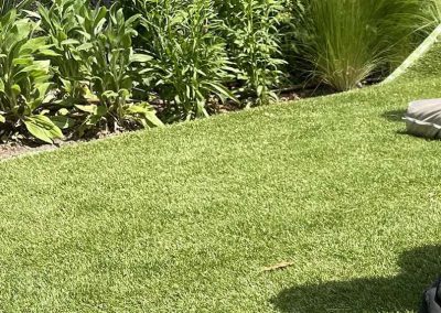 Natural looking artificial grass